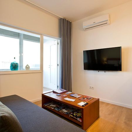 Casa Roberto - Studio Apartment, Lift, Ac, Car Parking - Extra Порту Екстер'єр фото